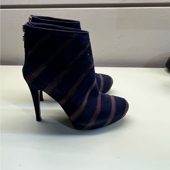 Bruno Magli Blue and Brown Heeled Boots - Picture 5 of 10